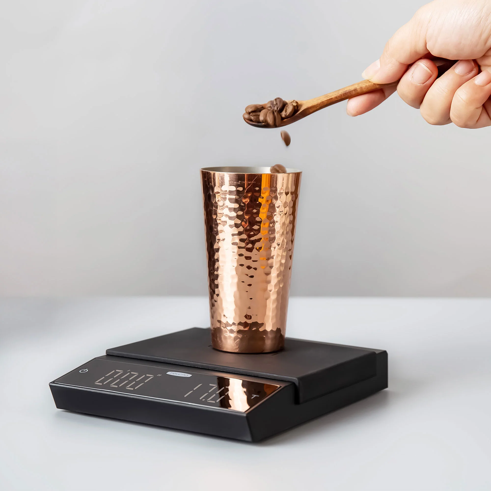 Felicita Incline Scale - Image 3